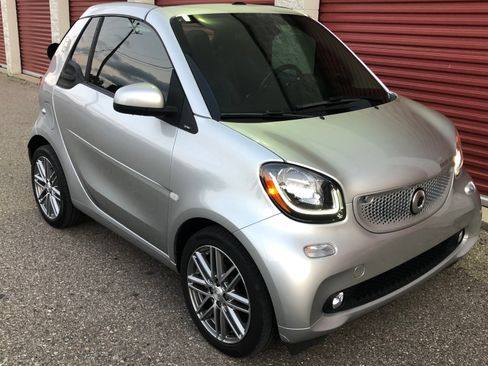 Used 2018 smart fortwo electric drive image 5