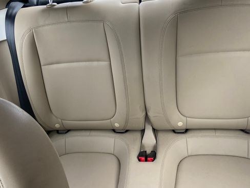 Used 2014 Volkswagen Beetle 2.5 image 9