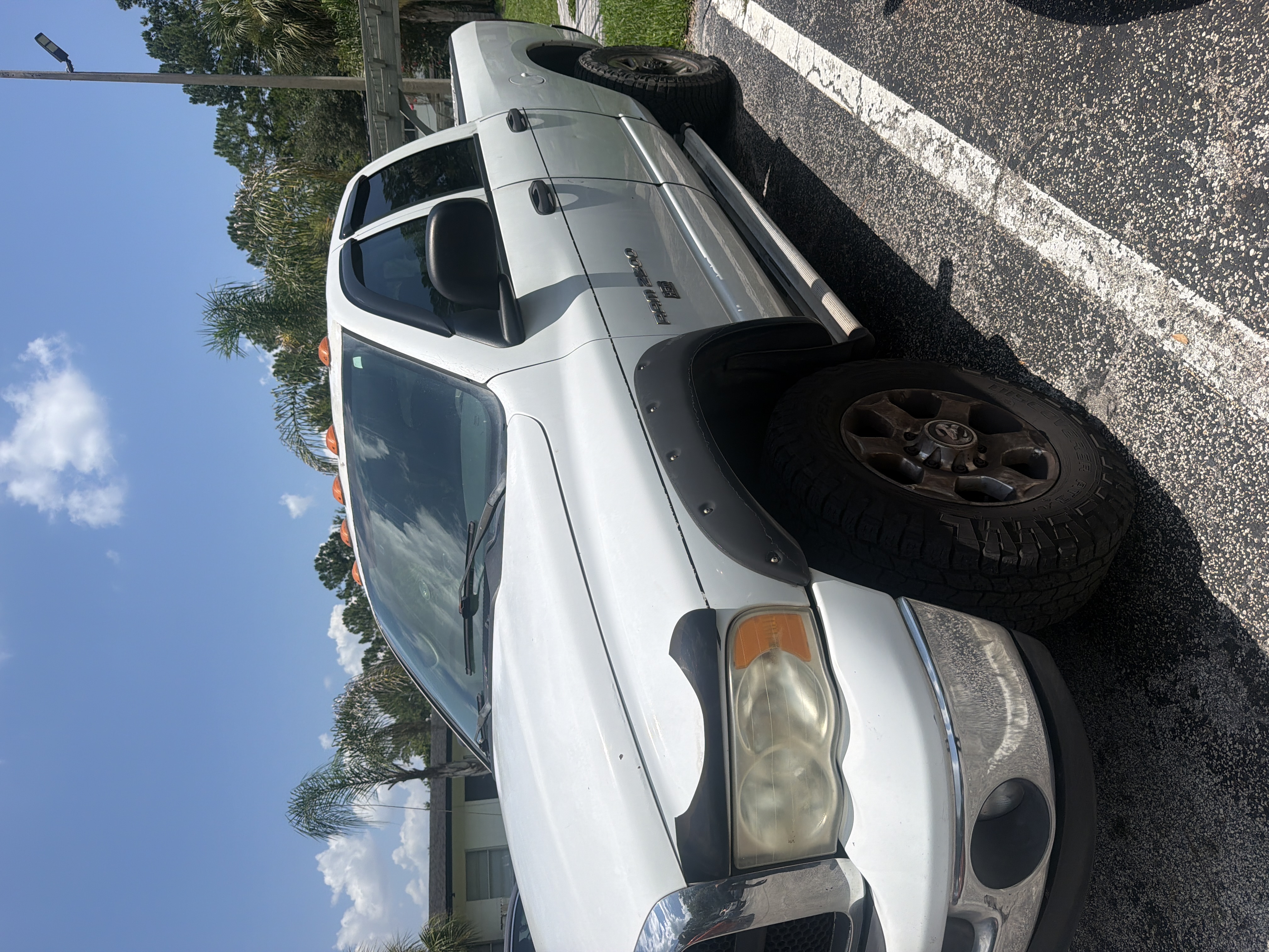 Used 2004 Dodge Ram 2500 Truck SLT w/ Trailer Tow Group AWD/4WD image 1