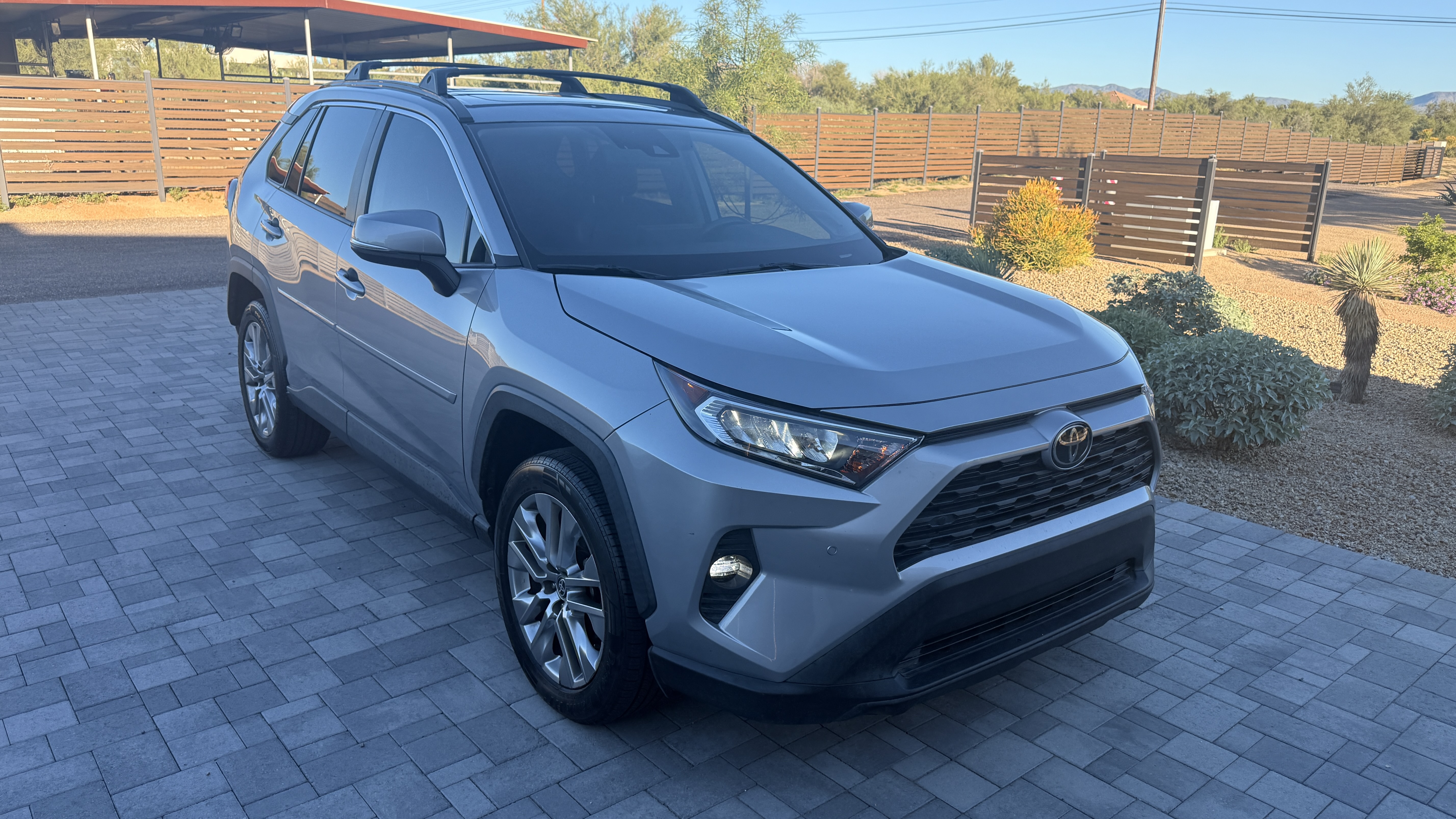 Used 2021 Toyota RAV4 XLE Premium FWD image 2