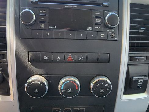 Used 2011 RAM 1500 Big Horn image 20