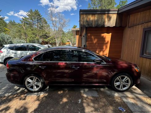 Used 2014 Volkswagen Passat TDI SE FWD image 6