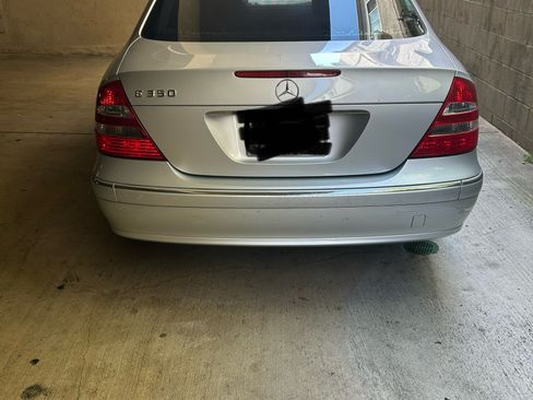 Used 2006 Mercedes-Benz E 350 Sedan image 2