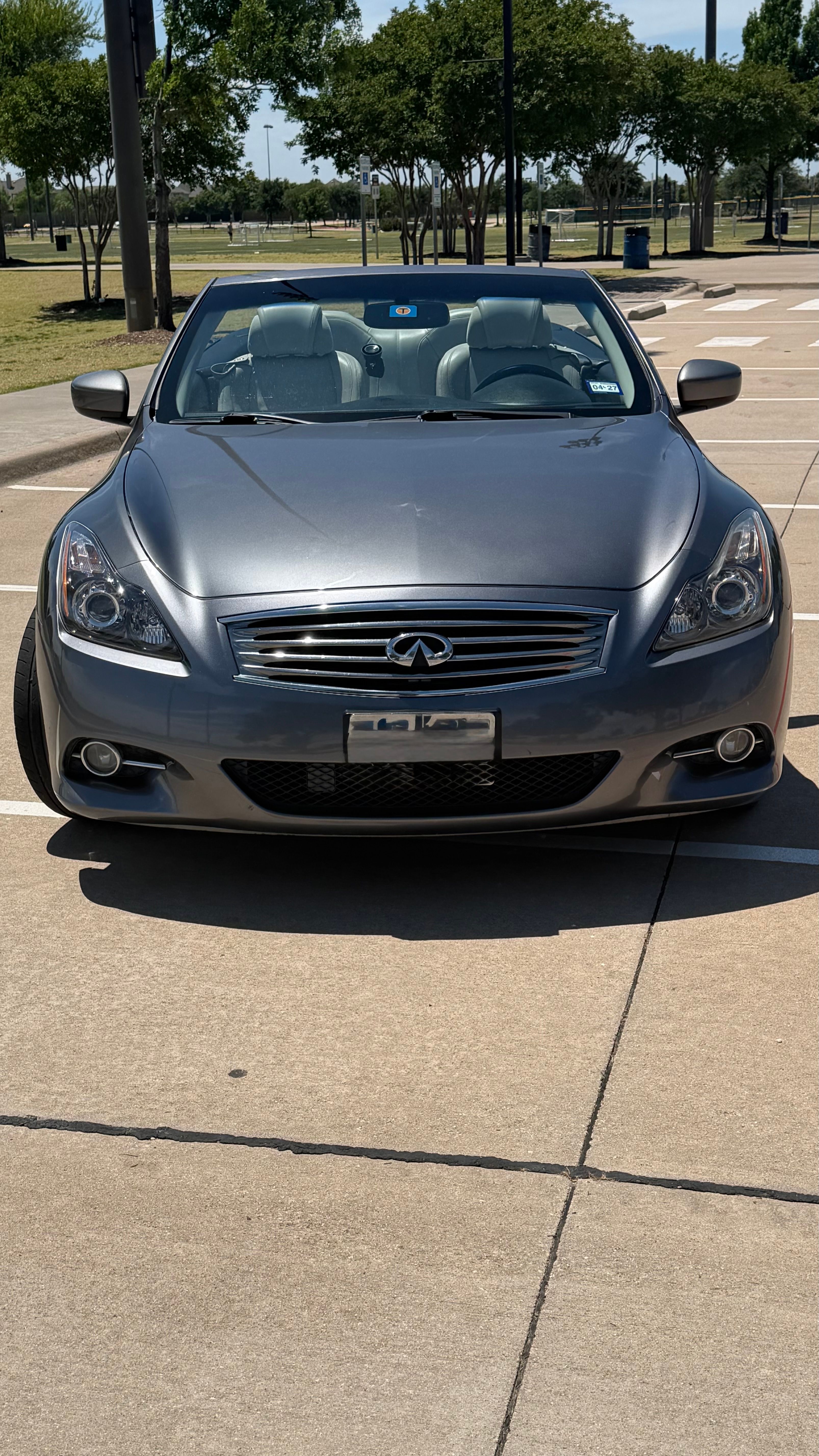 Used 2014 INFINITI Q60 Convertible w/ Premium Package RWD image 1
