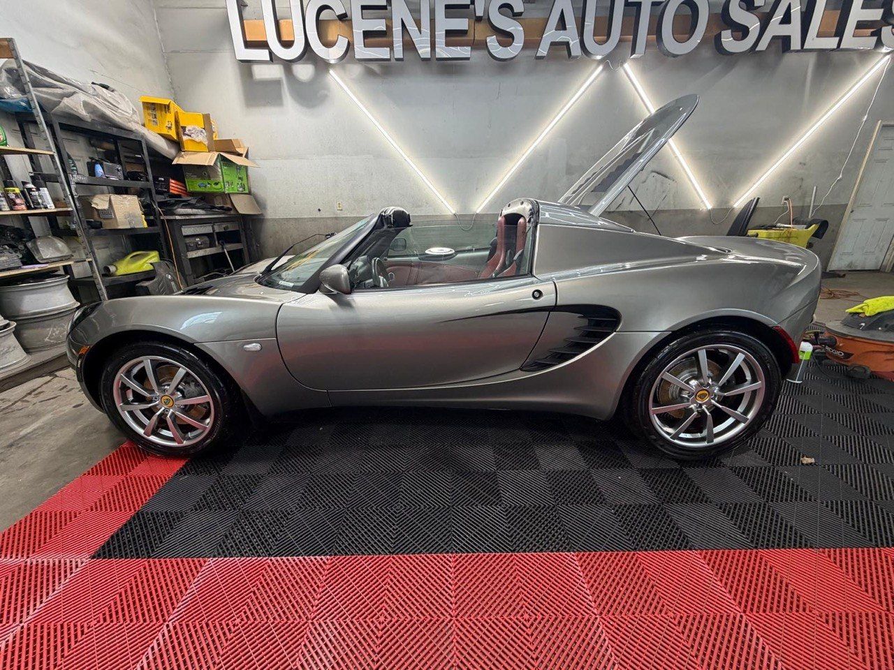 Used 2005 Lotus Elise RWD image 1