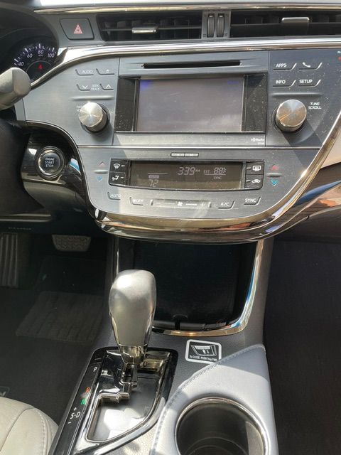 Used 2013 Toyota Avalon XLE Touring FWD image 18