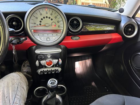 Used 2008 MINI Cooper Hardtop image 8