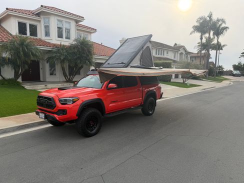 Used 2023 Toyota Tacoma TRD Pro image 4