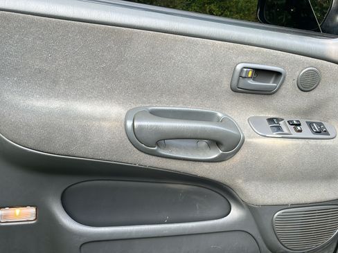 Used 2004 Toyota Tundra SR5 image 10