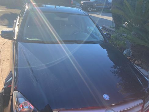 Used 2012 Mercedes-Benz C 350 Sport image 2