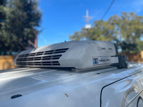 Used 2017 Ford Transit Connect XL image 11