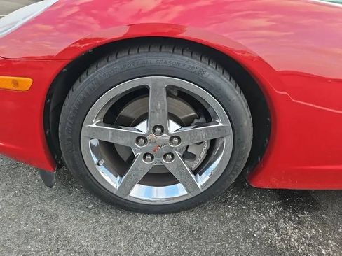 Used 2005 Chevrolet Corvette Coupe w/ Preferred Equipment Group image 13