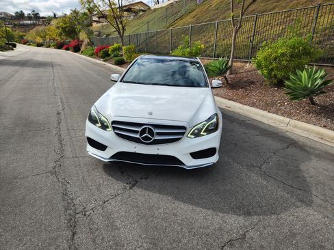 Used 2014 Mercedes-Benz E 350 Sedan image 2