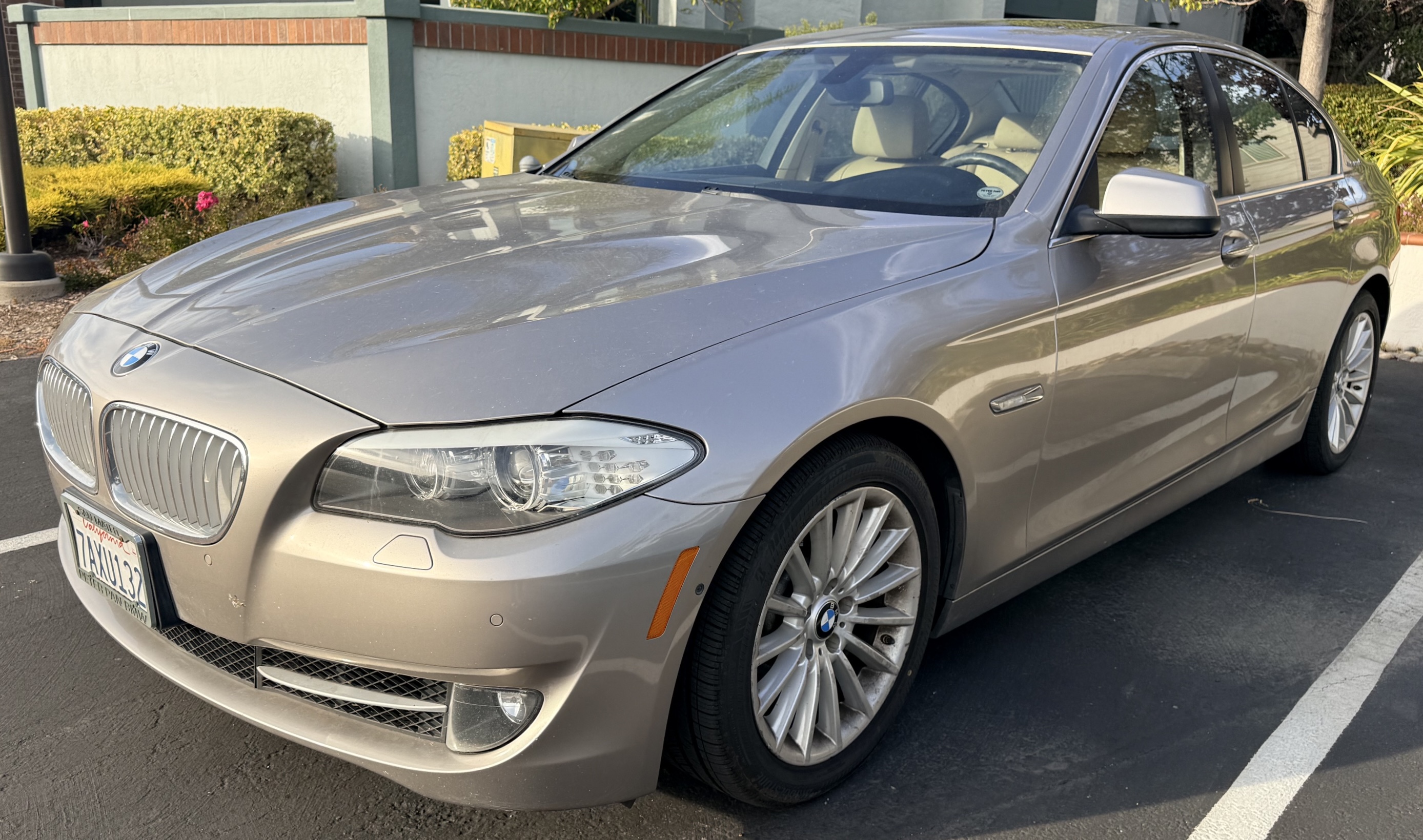 Used 2013 BMW ActiveHybrid 5 RWD image 2