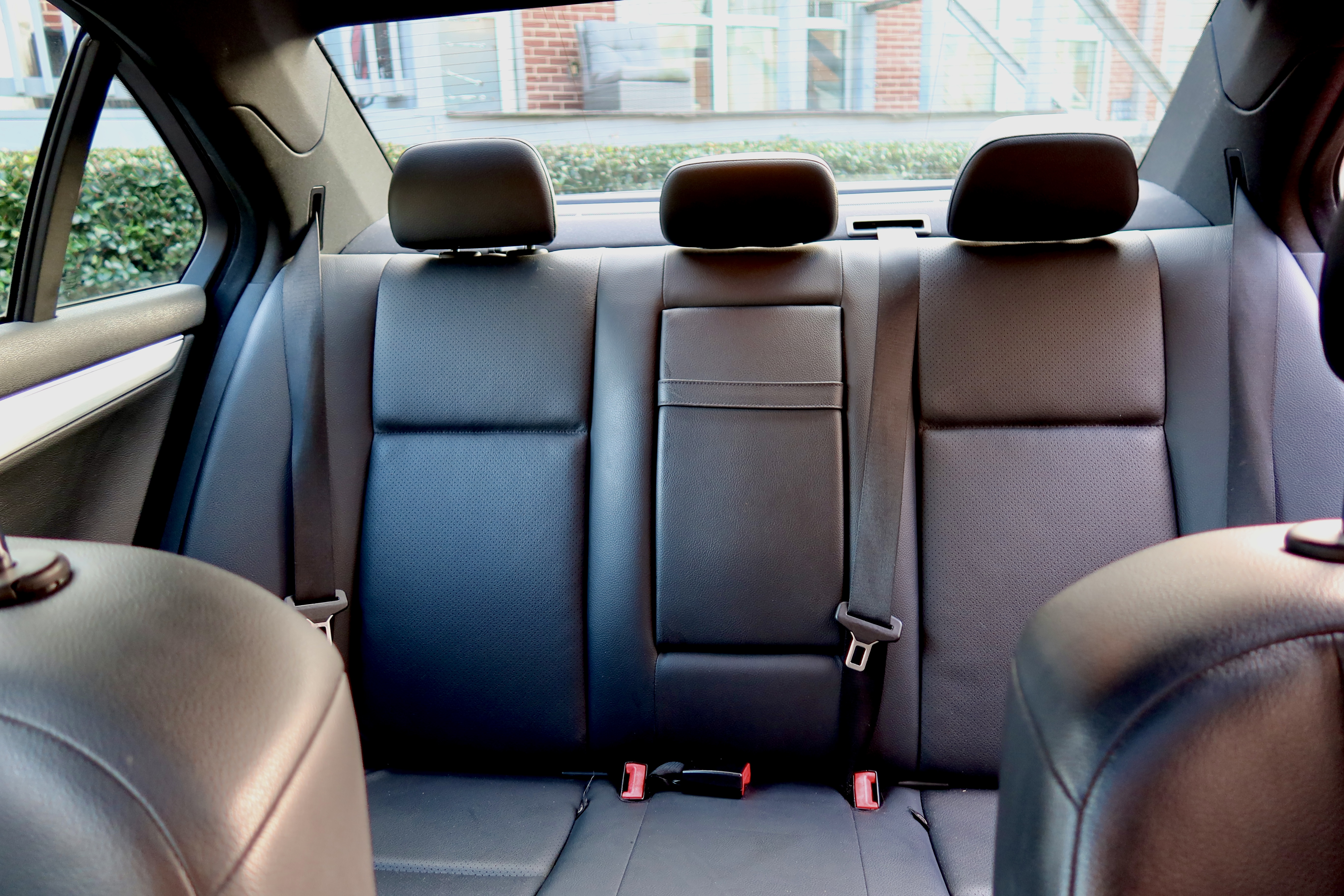 Used 2008 Mercedes-Benz C 300 Sedan image 9