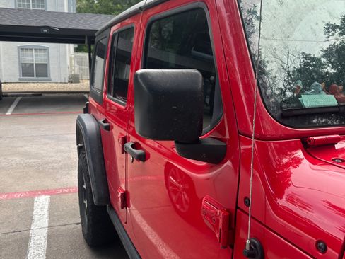 Used 2022 Jeep Wrangler Unlimited Rubicon w/ Steel Bumper Group AWD/4WD image 10