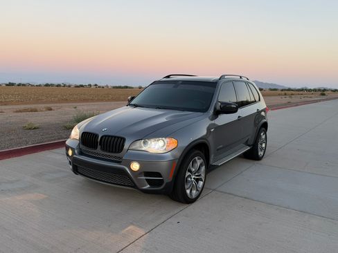 Used 2013 BMW X5 xDrive50i AWD/4WD image 11