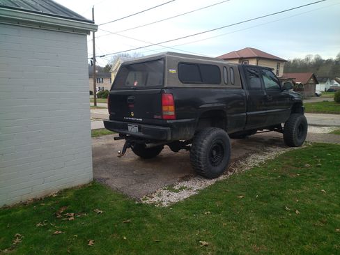 Used 1999 GMC Sierra 1500 SLE w/ Off-Road Chassis Pkg image 5