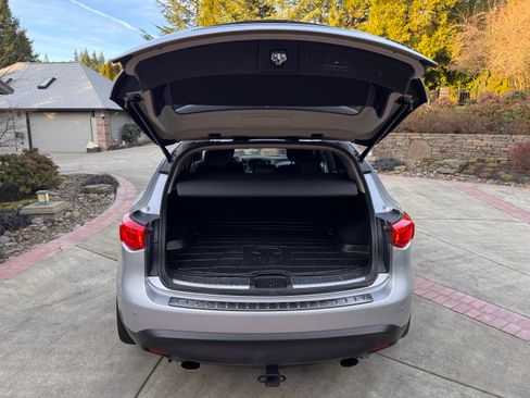 Used 2013 INFINITI FX50 AWD w/ Sport Technology Pkg image 9