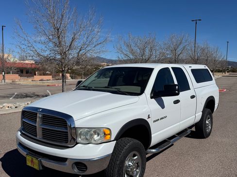 Used 2003 Dodge Ram 2500 Truck SLT image 2