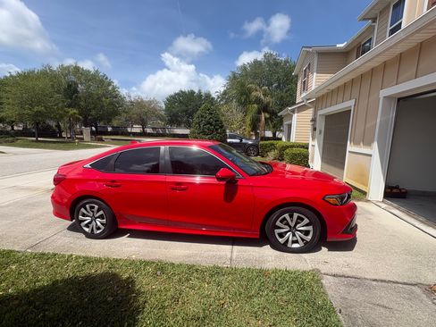 Used 2024 Honda Civic LX image 1