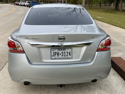 Used 2015 Nissan Altima 2.5 S w/ Power Driver Seat Package image 6