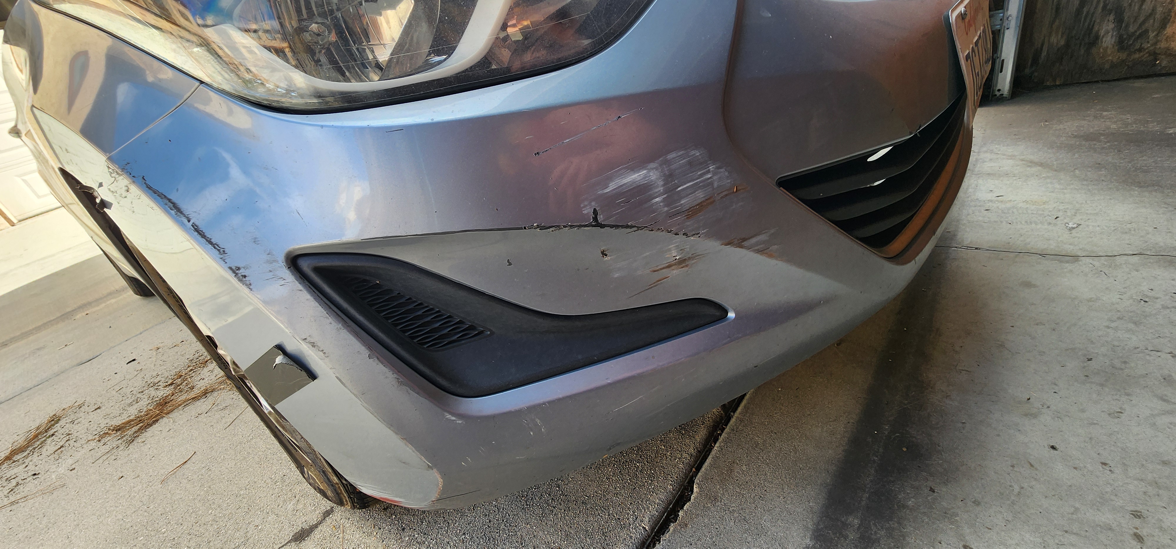 Used 2015 Hyundai Elantra SE FWD image 2