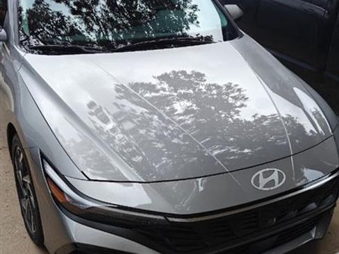 Used 2025 Hyundai Elantra SEL image 11