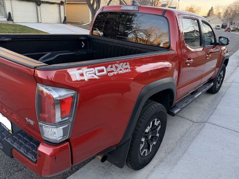 Used 2020 Toyota Tacoma TRD Off-Road image 7