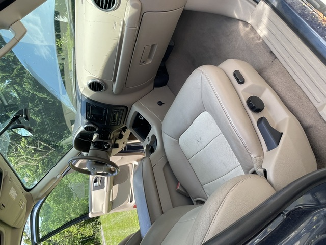 Used 2004 Ford Expedition Eddie Bauer AWD/4WD image 8