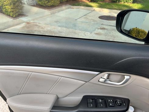 Used 2015 Honda Civic EX-L image 5