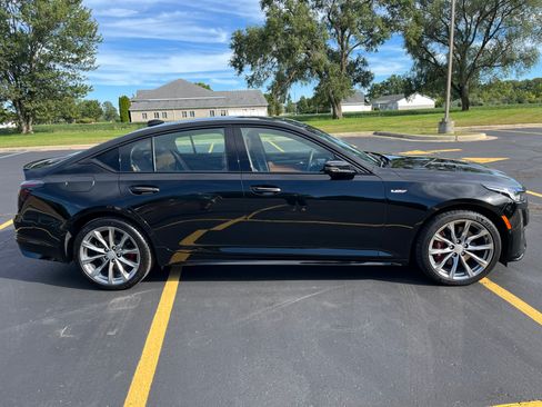 Used 2024 Cadillac CT5 V w/ Platinum Package AWD/4WD image 1
