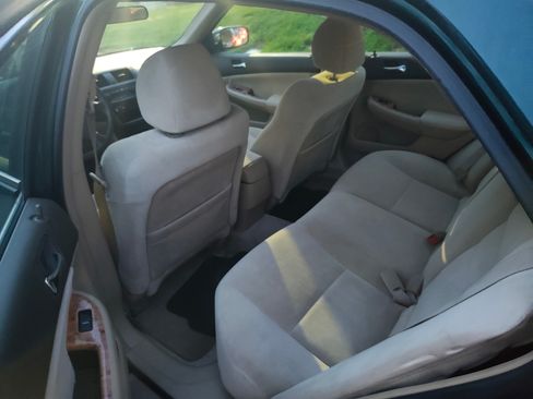 Used 2003 Honda Accord EX image 8