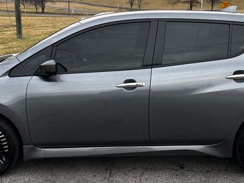 Used 2023 Nissan Leaf SV Plus image 2