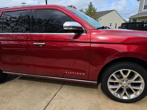 Used 2019 Ford Expedition Max Platinum image 8