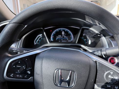 Used 2018 Honda Civic EX image 11