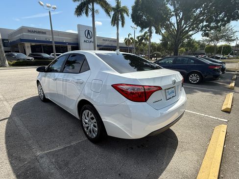 Used 2019 Toyota Corolla LE FWD image 6