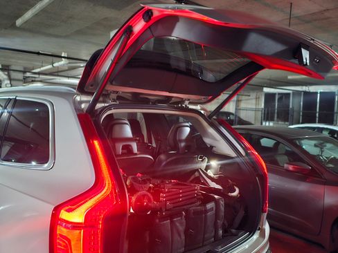 Used 2016 Volvo XC90 T6 Inscription image 10