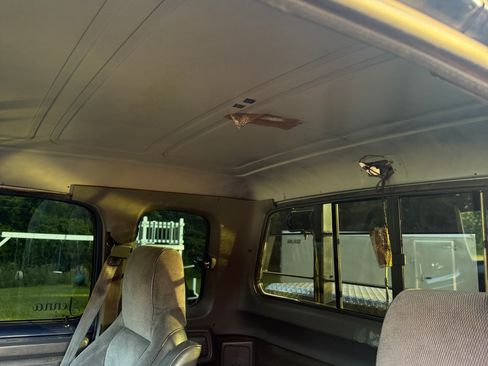 Used 1993 Dodge D/W Truck 250 AWD/4WD image 19