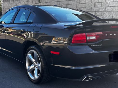 Used 2013 Dodge Charger SXT Plus image 5