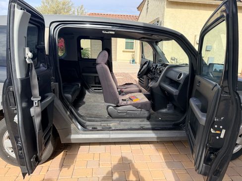 Used 2005 Honda Element LX image 5
