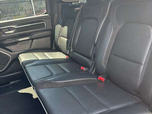 Used 2021 RAM 1500 Laramie w/ Sport Appearance Package image 17