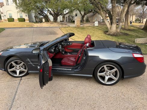 Used 2015 Mercedes-Benz SL 400 image 18