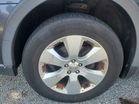 Used 2010 Subaru Outback 2.5i Limited image 17