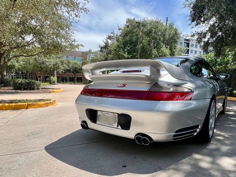 Used 2003 Porsche 911 Carrera 4S image 5