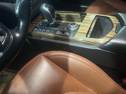 Used 2017 Maserati Ghibli RWD image 11