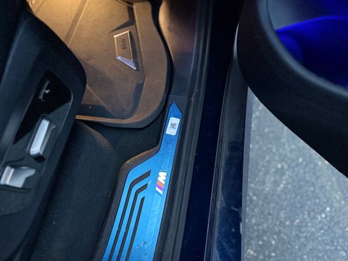 Used 2024 BMW X7 xDrive40i w/ Executive Package image 9