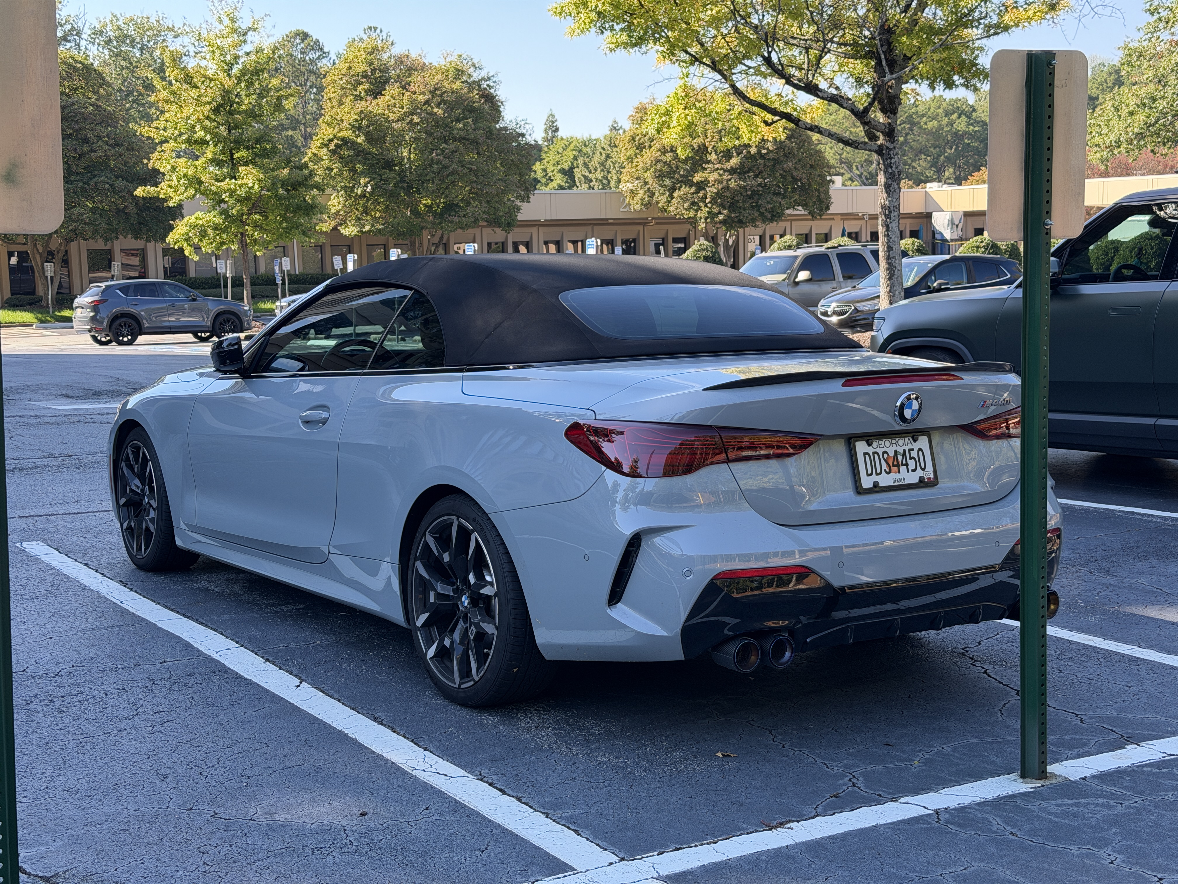 Used 2025 BMW M440i Convertible RWD image 26