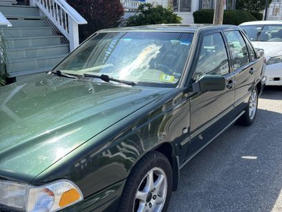 Used 2000 Volvo S70 Sedan 4D