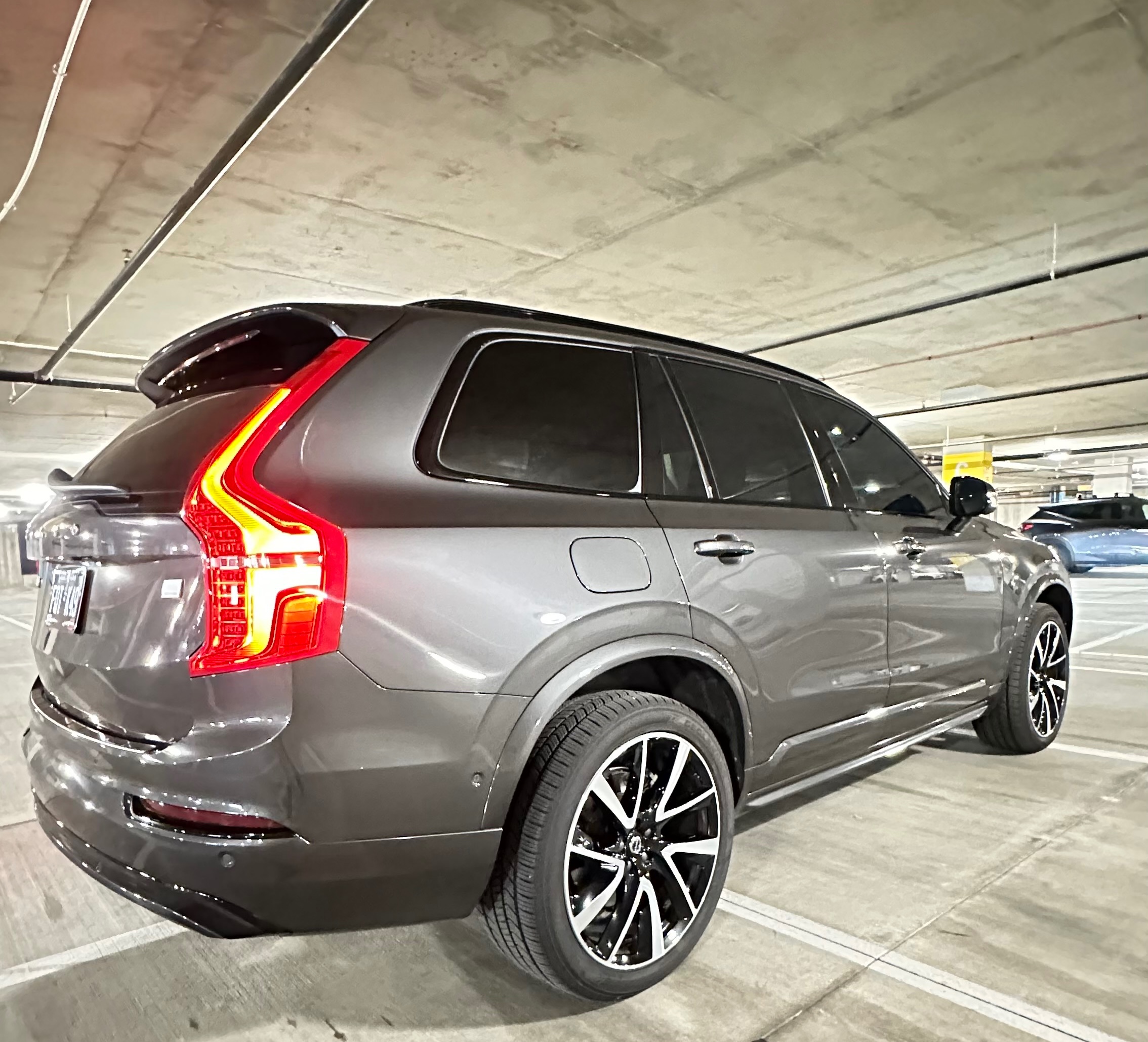Used 2023 Volvo XC90 T8 Ultimate w/ Protection Package Premier AWD/4WD image 8